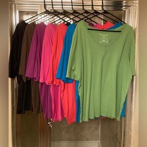 Pristine Condition: Bundle of (7) SEVEN V-Neck Tops - 100% Surpima Cotton
